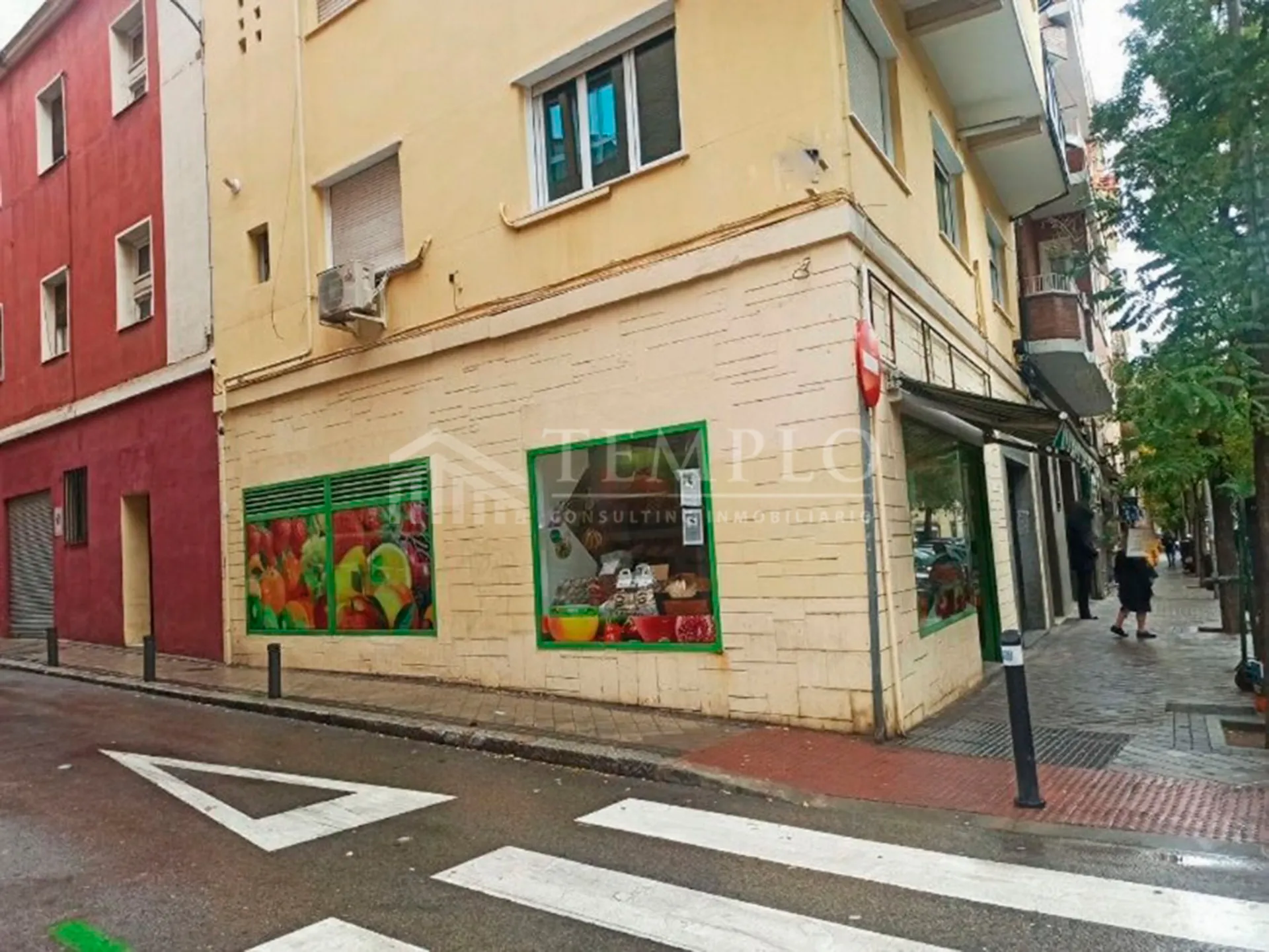 Se vende local en Chamberí